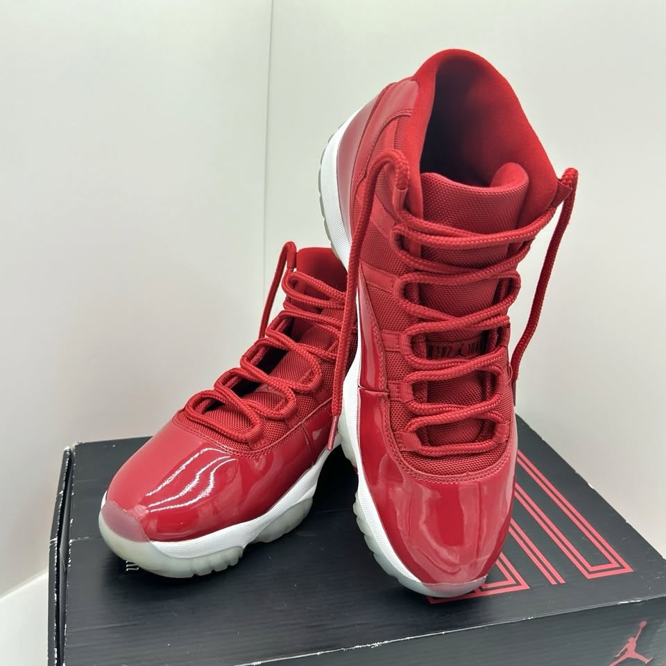 Air Jordan 11 Retro Win Like 96 Size 12