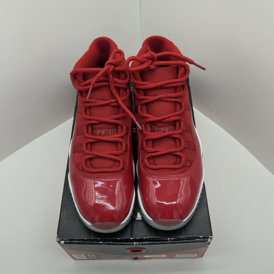 Air Jordan 11 Retro Win Like 96 Size 12 - photo 2