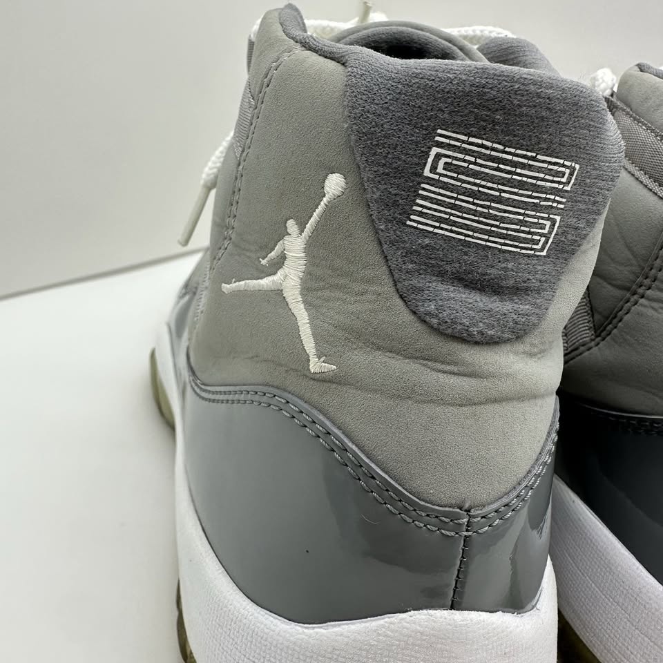 2010 Nike Air Jordan 11 Retro Cool Grey Size 11.5 - photo 4