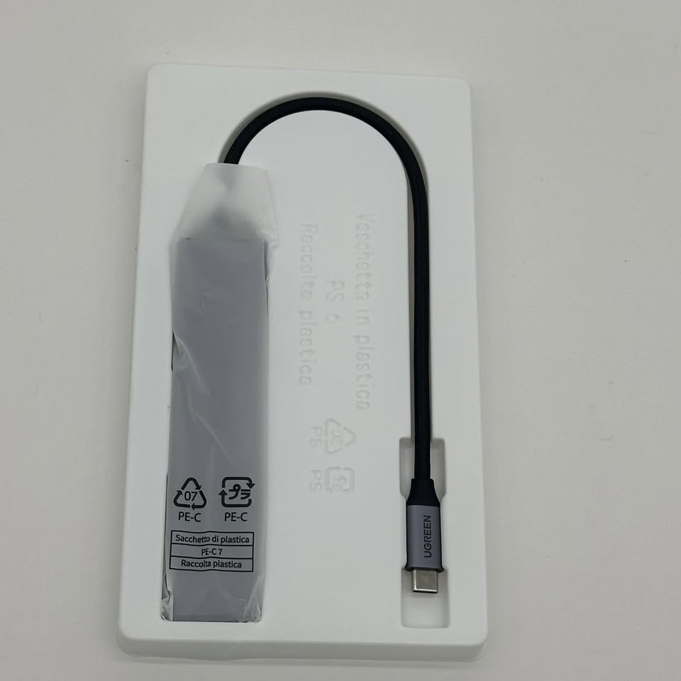 UGREEN USB-C Multifunction Adapter, 5-in-1 HDMI 3 X USB-A PD 100 - photo 2