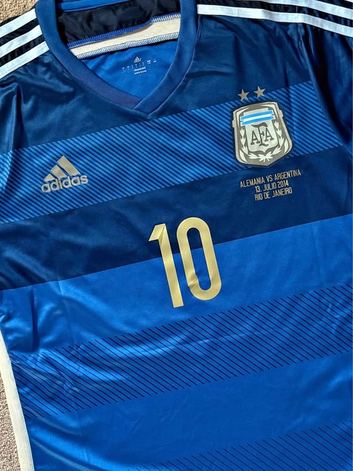 Argentina 2014 Away Jersey – Messi #10 – Player Version – Size M
