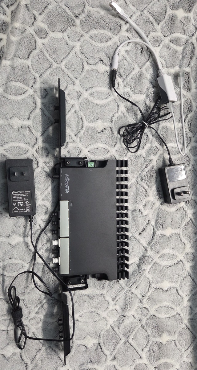 Mikrotik RB5009UG+S+IN Router