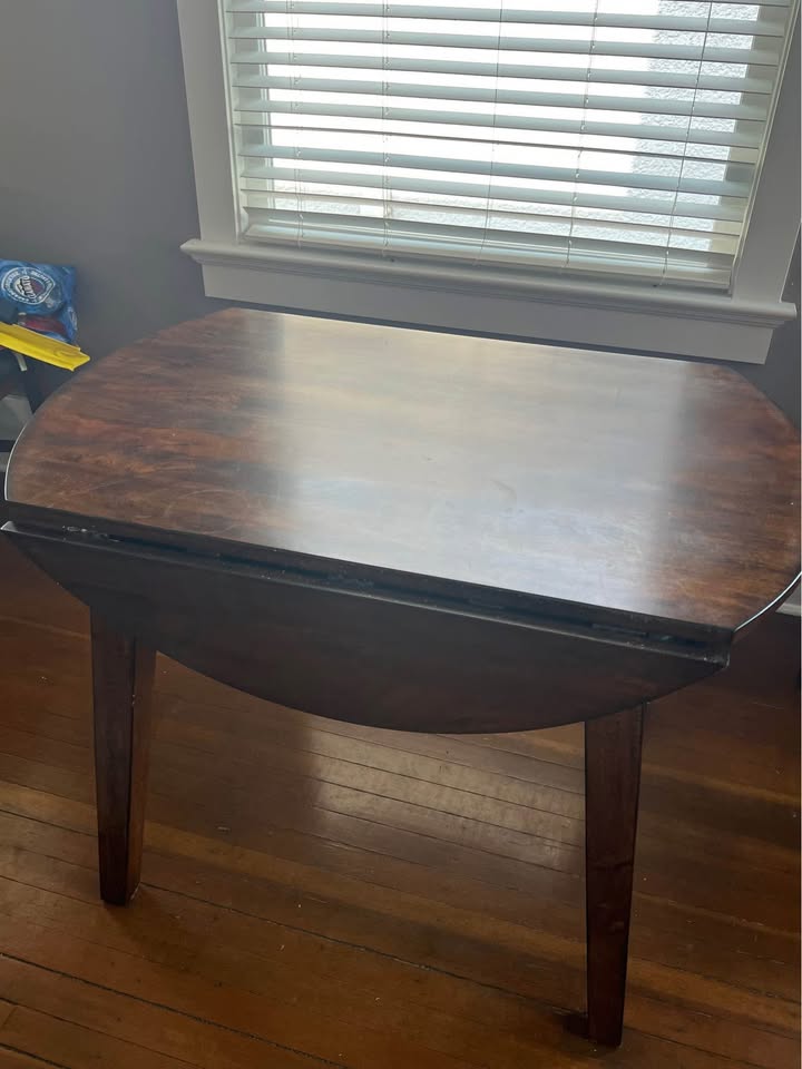 Dining Table - photo 2