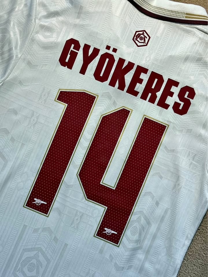 Arsenal 25/26 Third Kit | Gyokeres #14 | Size L (fits M)