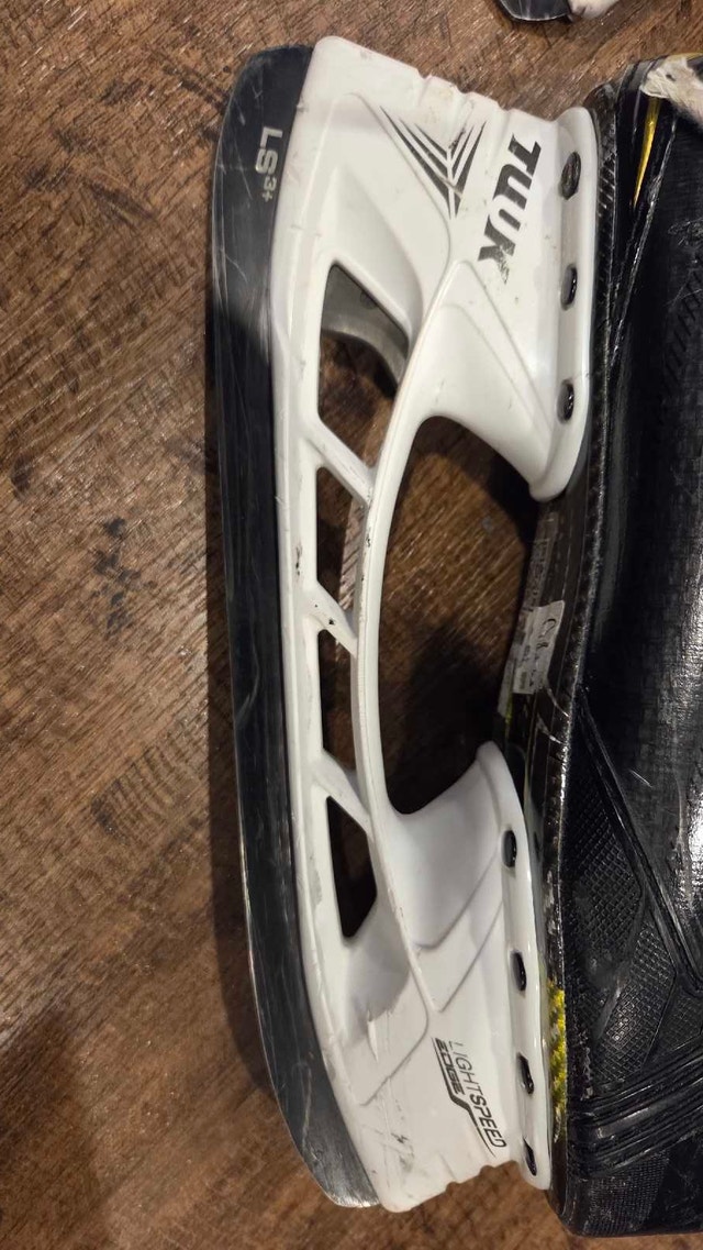 Bauer Supreme Ignite Pro Plus Hockey Skates (US 8) - photo 3