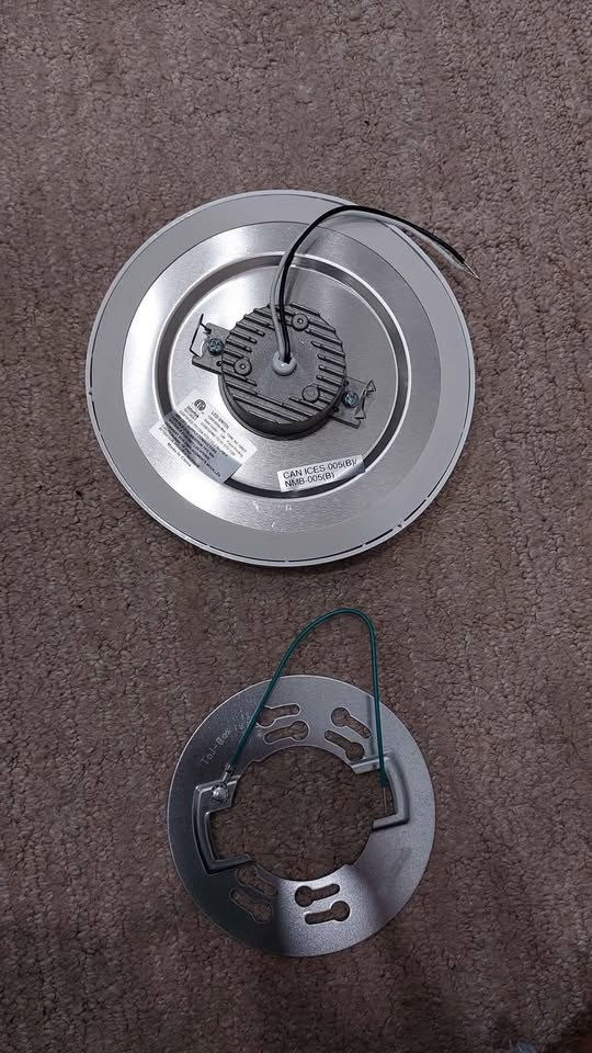 2x Flush Mount Lights 7" (+Free Used Lights!) - photo 3