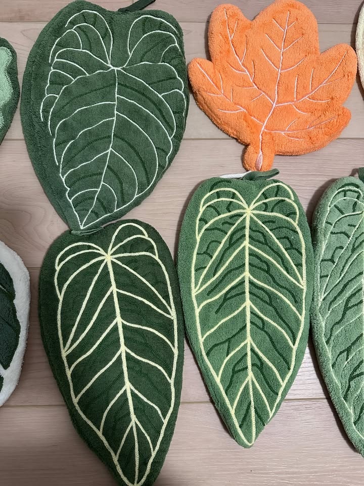 Leaf Pattern Hanging Towel - $4/ea or 5 for $15 - Scarborough - photo 3