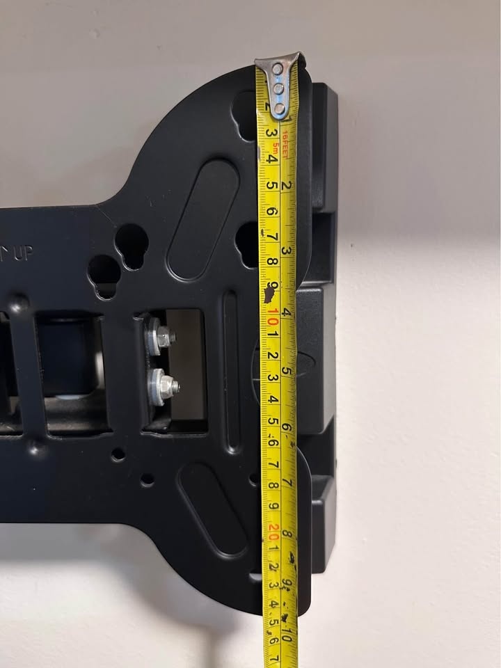 14in-40in TV Wall Mount - Adjustable (Cash Only) - photo 5