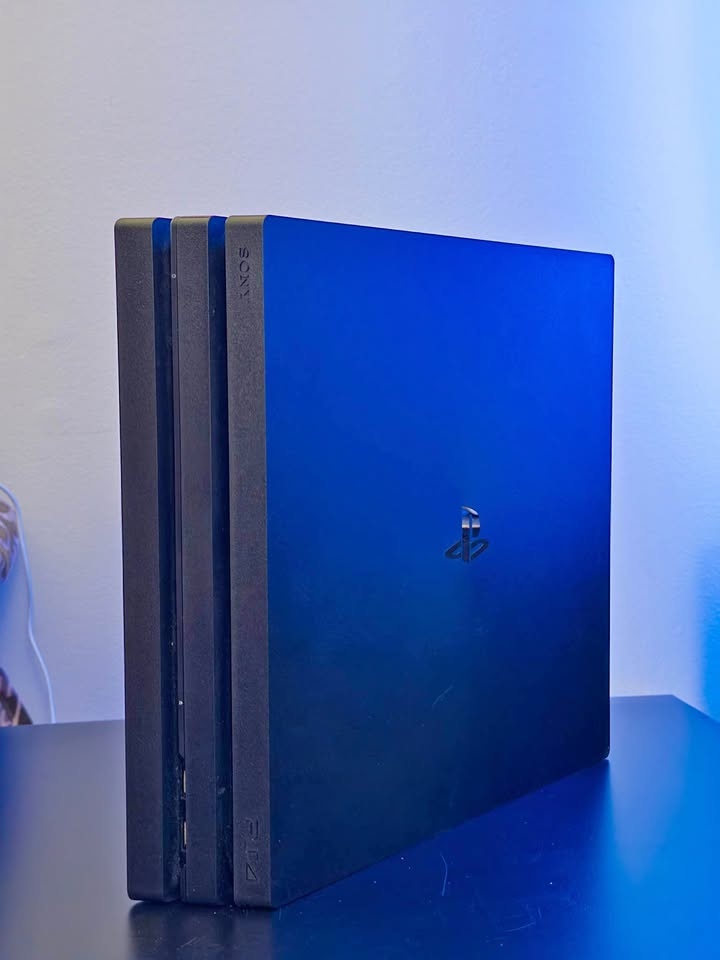 PS4 PRO | Serviced | Clean