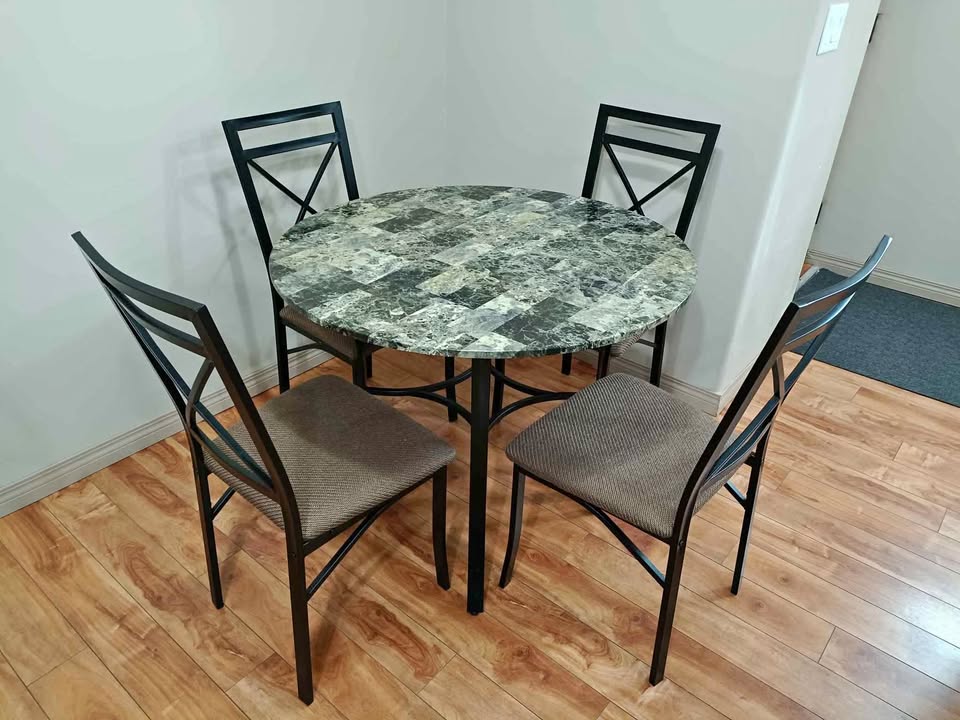 Dining Table with 4 Chairs