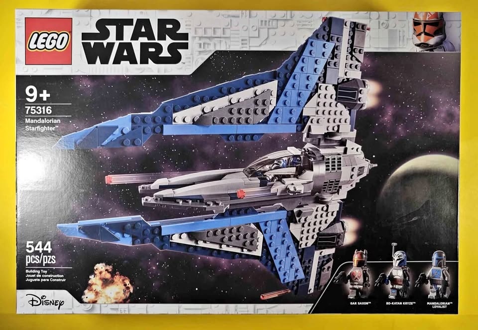 Lego Star Wars 75316 Mandalorian Starfighter w/ Minifigs