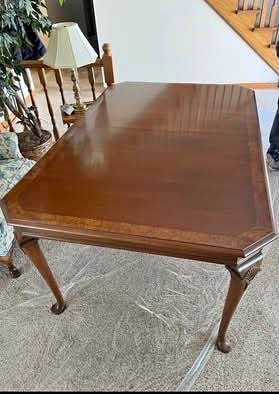 Quality Dining Table, 6 chairs 64”L x 41”w x 29”h