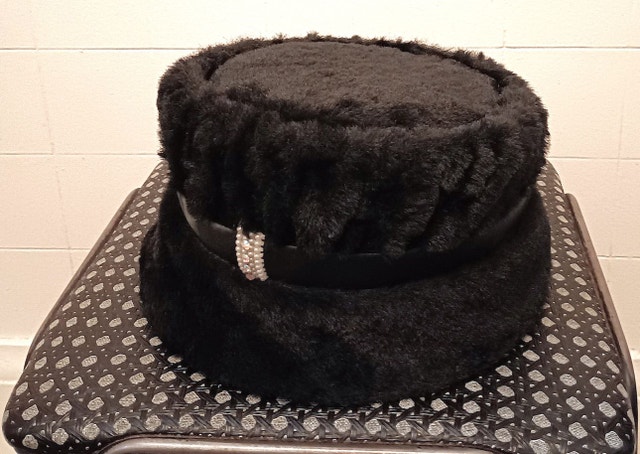 Faux Fur Vintage Cloche Hat - SM