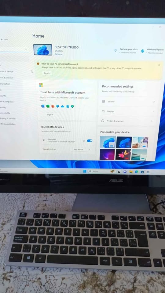 Asus ZN240IC Touchscreen AIO i5-6200U 16GB RAM 4TB SSD Win 11 Pr - photo 3