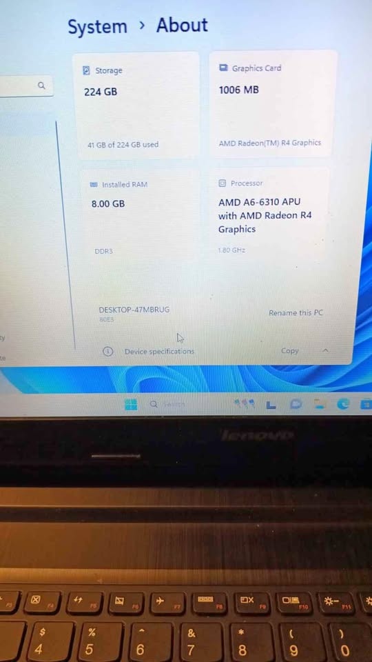Lenovo G50-45 Laptop: AMD A6, 8GB RAM, 236GB SSD, Win 11