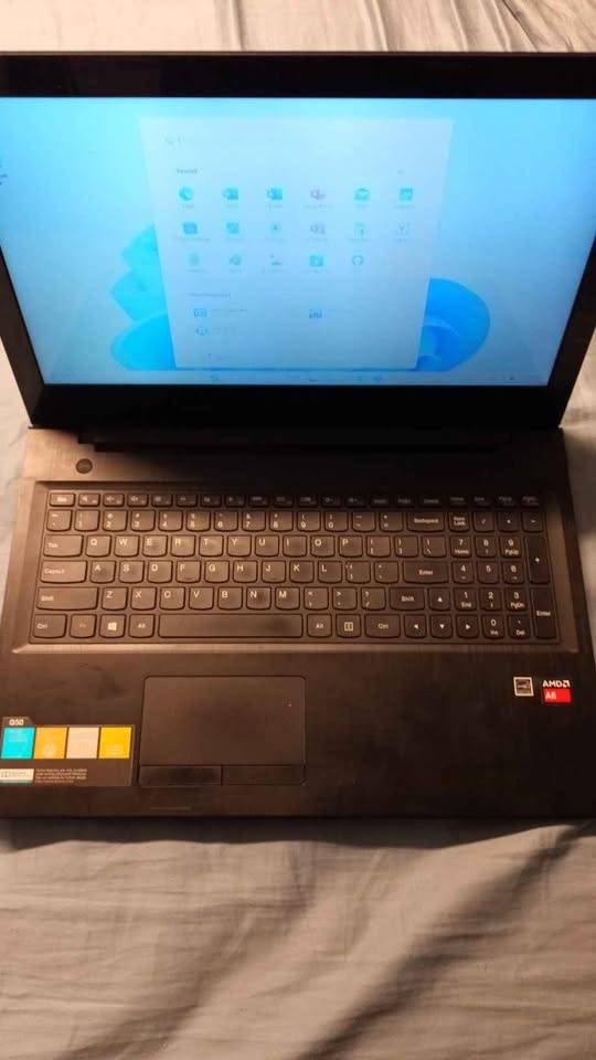 Lenovo G50-45 Laptop: AMD A6, 8GB RAM, 236GB SSD, Win 11 - photo 4