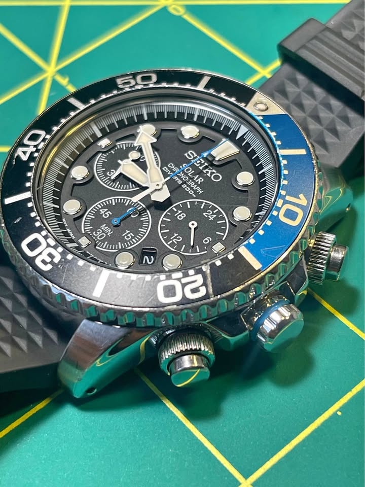 Seiko SSC017 Solar Chronograph Dive Watch