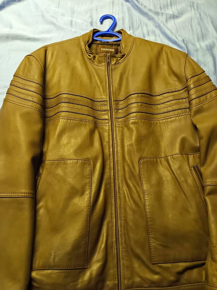 Danier Fine Leather Jacket Brown Size 2XL