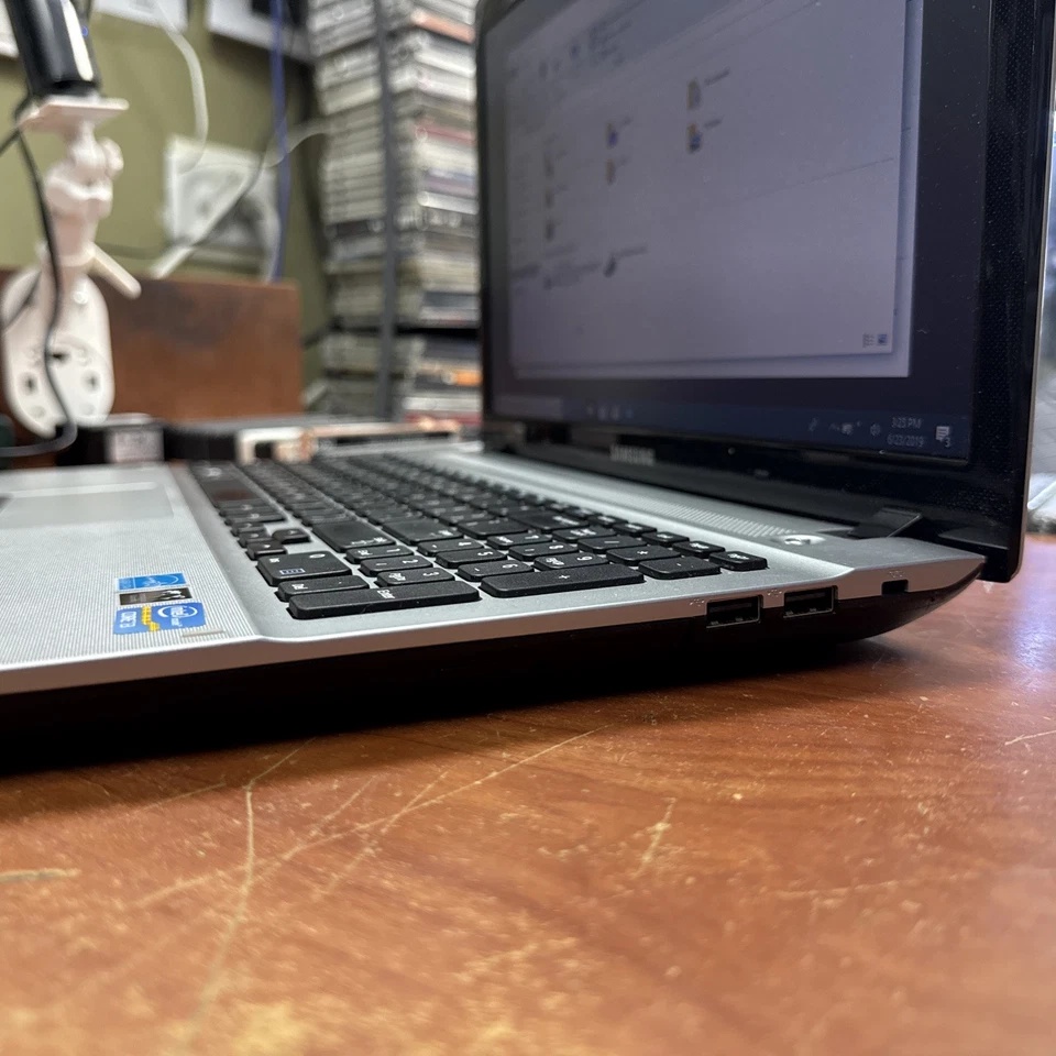 SAMSUNG NP300E5E i5-3230M Laptop - photo 5