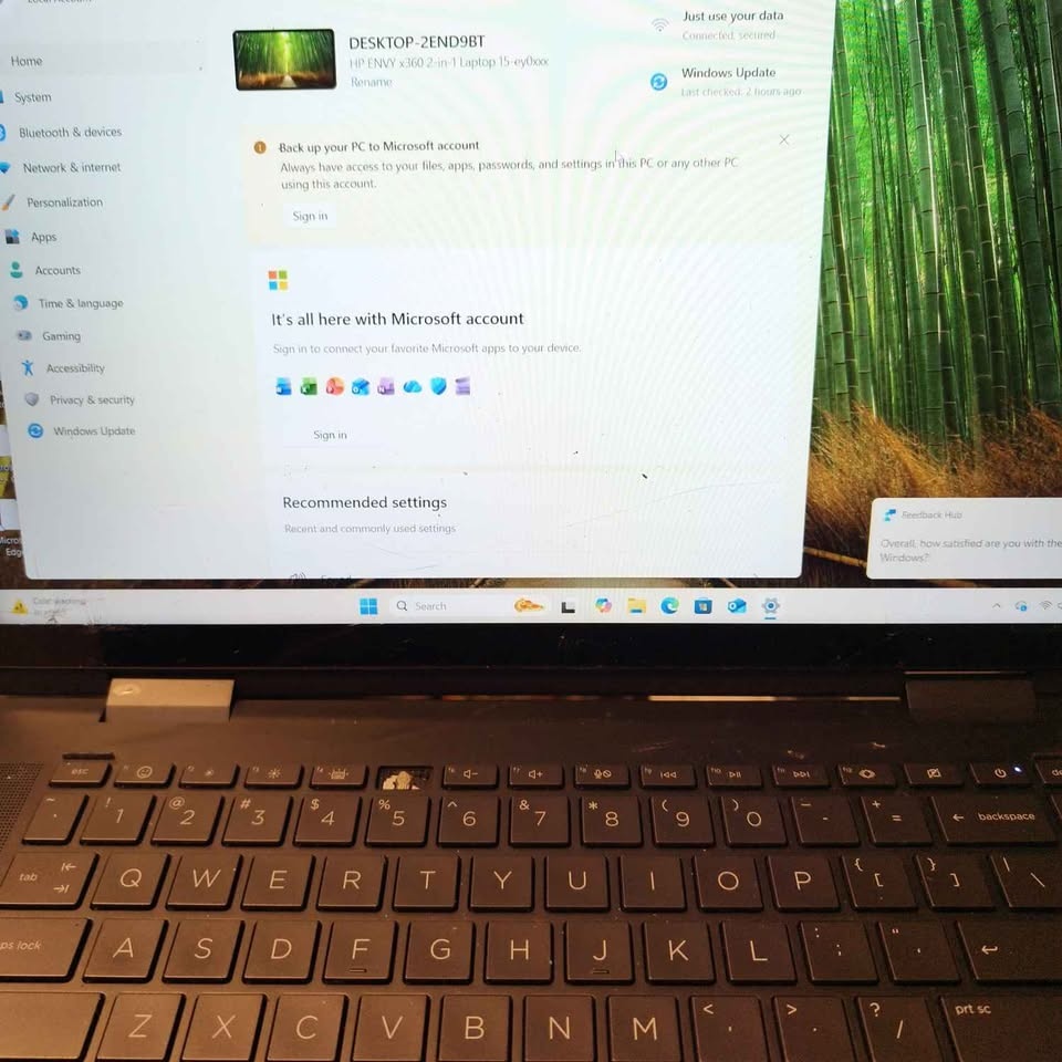 HP Envy 2-in-1 Laptop Ryzen 5, 8GB RAM, 236GB SSD, Win 11 - photo 2