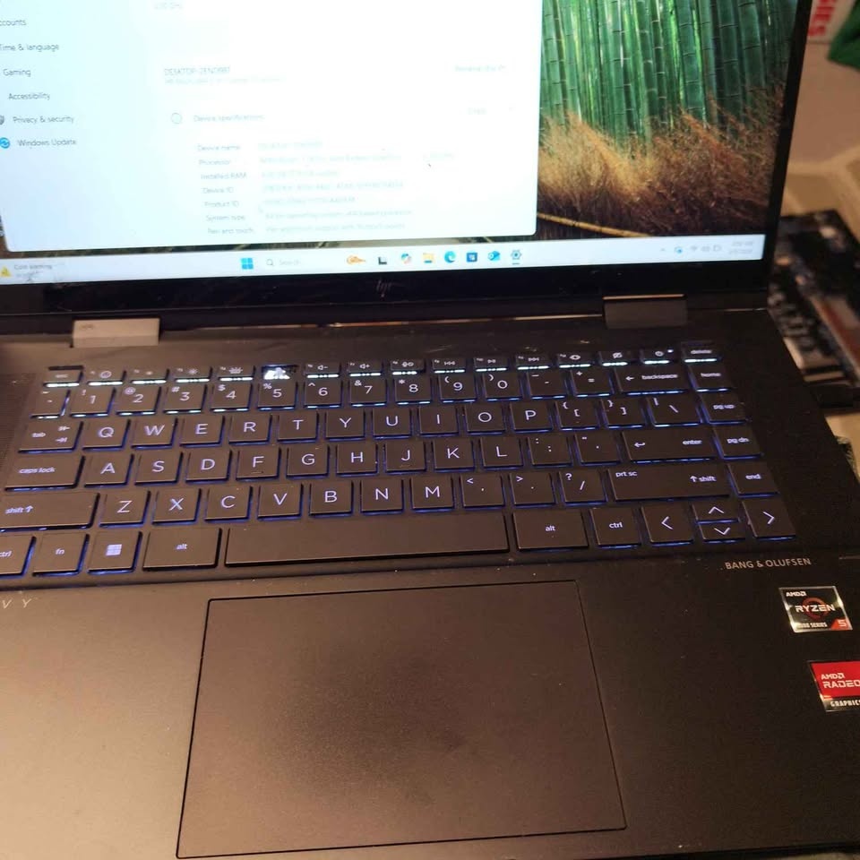 HP Envy 2-in-1 Laptop Ryzen 5, 8GB RAM, 236GB SSD, Win 11 - photo 4