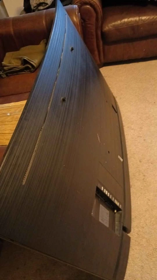 Samsung 65" Curved TV UN65NU7300F For Parts/Repair - photo 4
