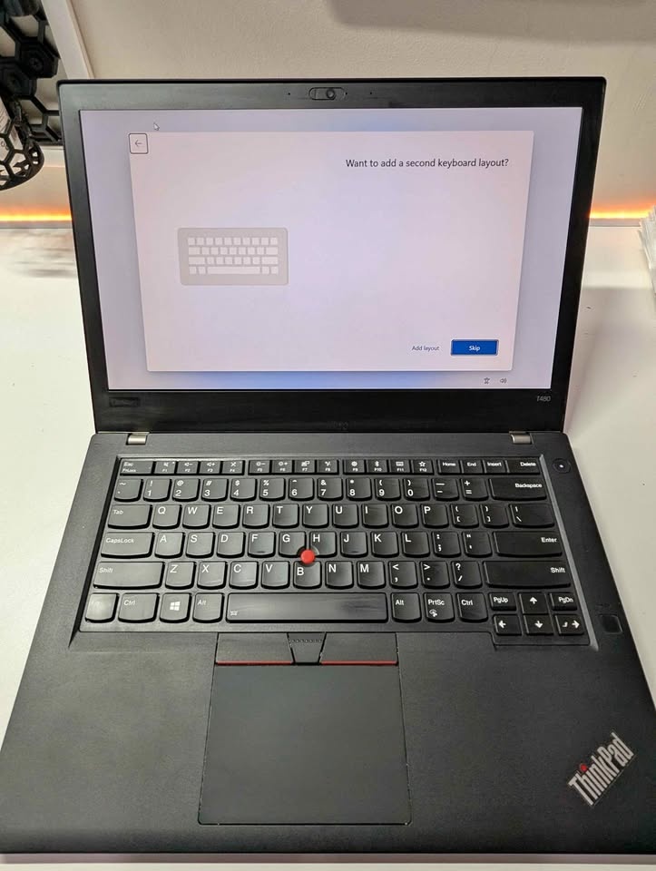 Lenovo T480 Laptop + Upgraded Screen & 5 Batteries