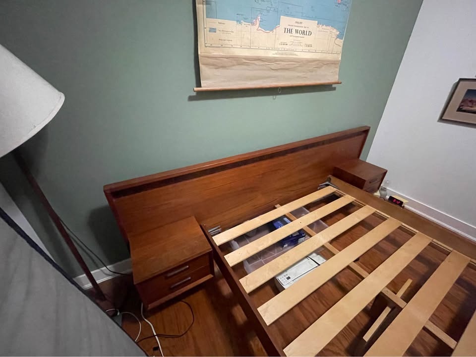 MCM Double Bed Frame - photo 4