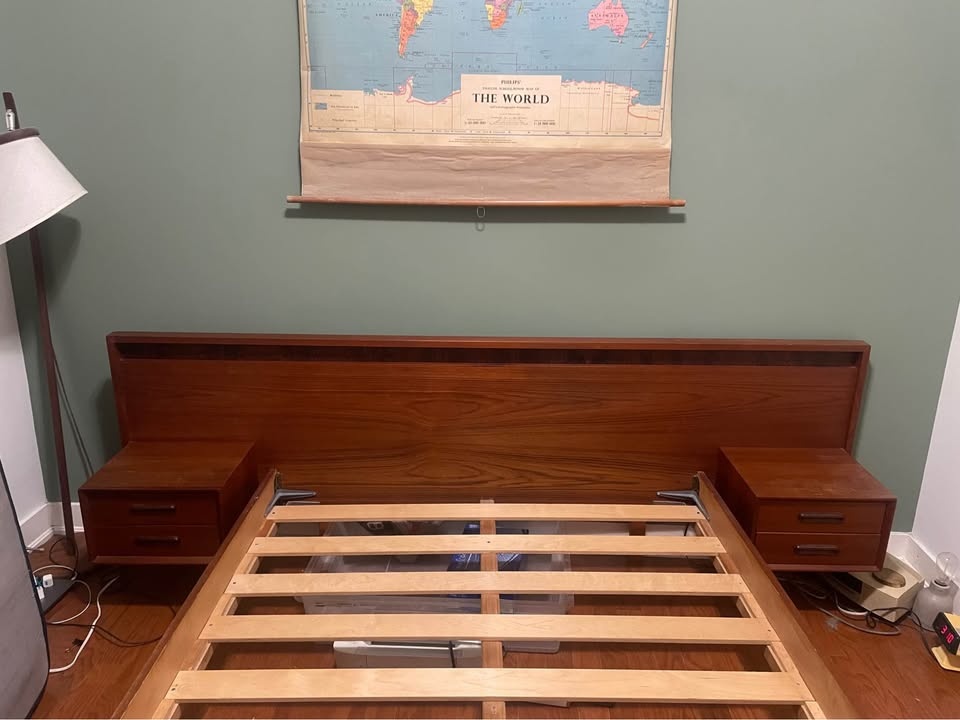 MCM Double Bed Frame - photo 5