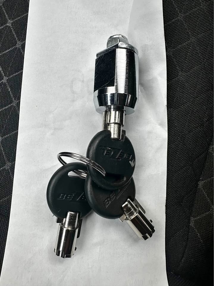 Public storage lock