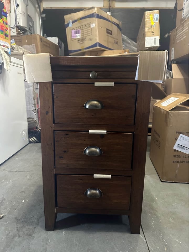 Centerville 3-Drawer Nightstand - Modern Storage - Open Box Deal - photo 4