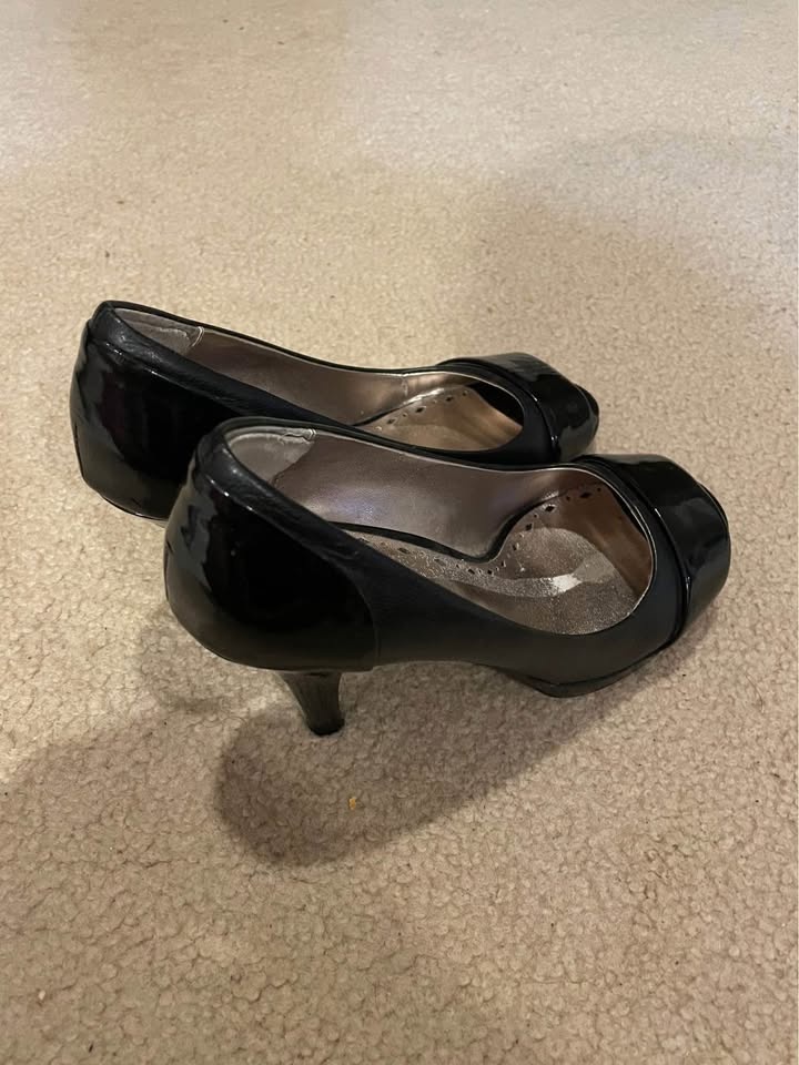 Vianni Collection Women's High Heel Shoes - photo 4