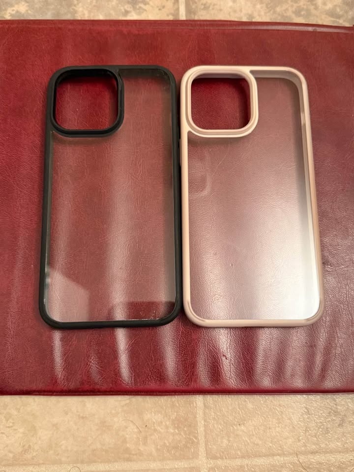 iPhone 14 Pro Max Spigen Cases (Perfect Condition) - photo 2