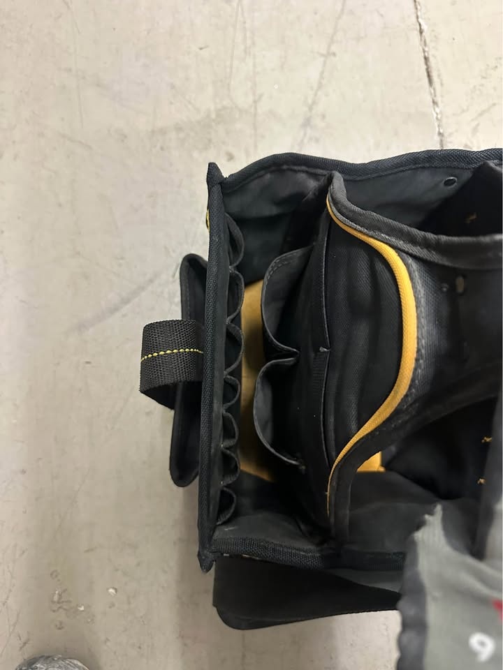Dewalt Electrical Tool Bag - photo 4