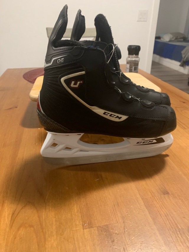 CCM Hockey Skates easy lace mechanism Size 3