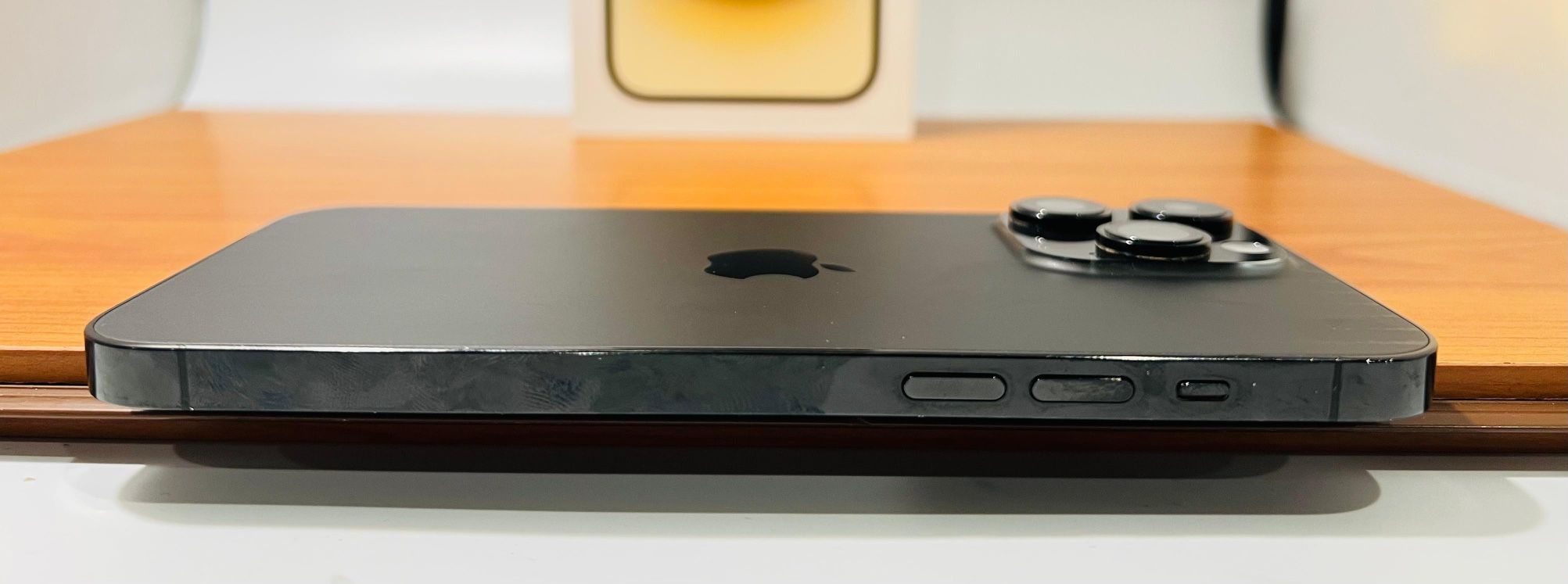 Apple iPhone 14 Pro Max 1TB UNLOCKED HOLIDAY SPECIAL $550 - photo 3