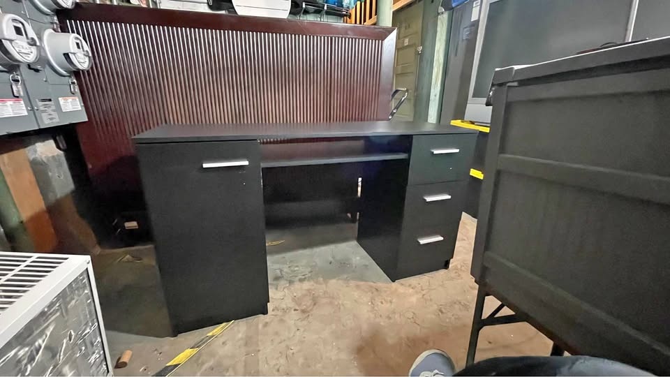 Madesa Executive Computer Desk - Black - 3 Drawers + Cabinet