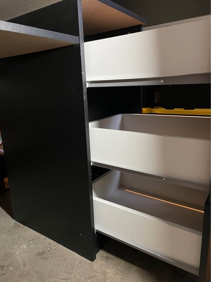 Madesa Executive Computer Desk - Black - 3 Drawers + Cabinet - photo 2