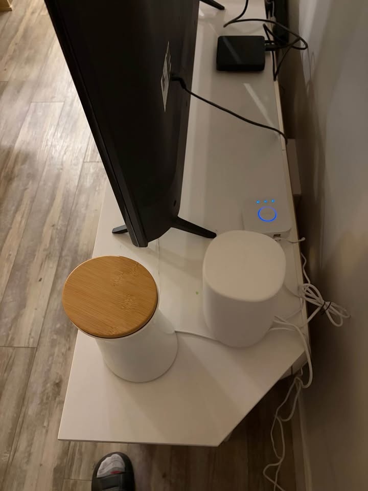 FREE Ikea Corner TV Stand - photo 4