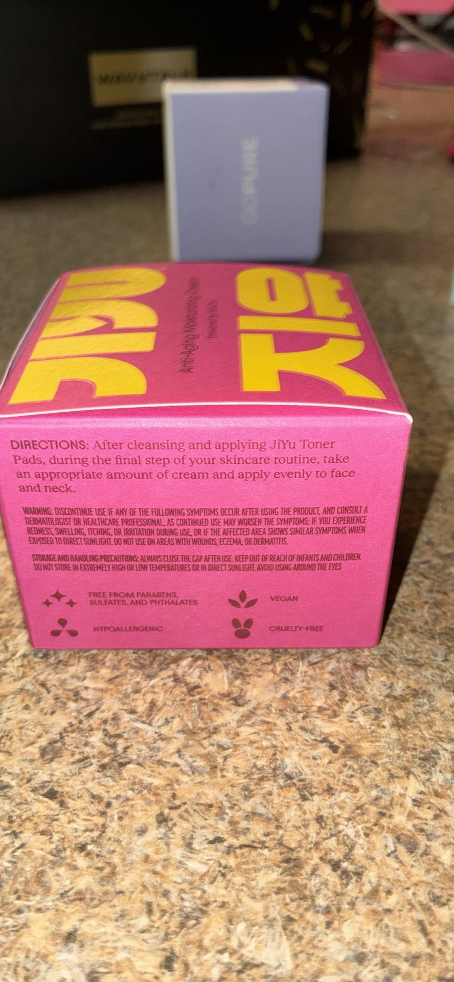 Hydrating Face Moisturizer - photo 5