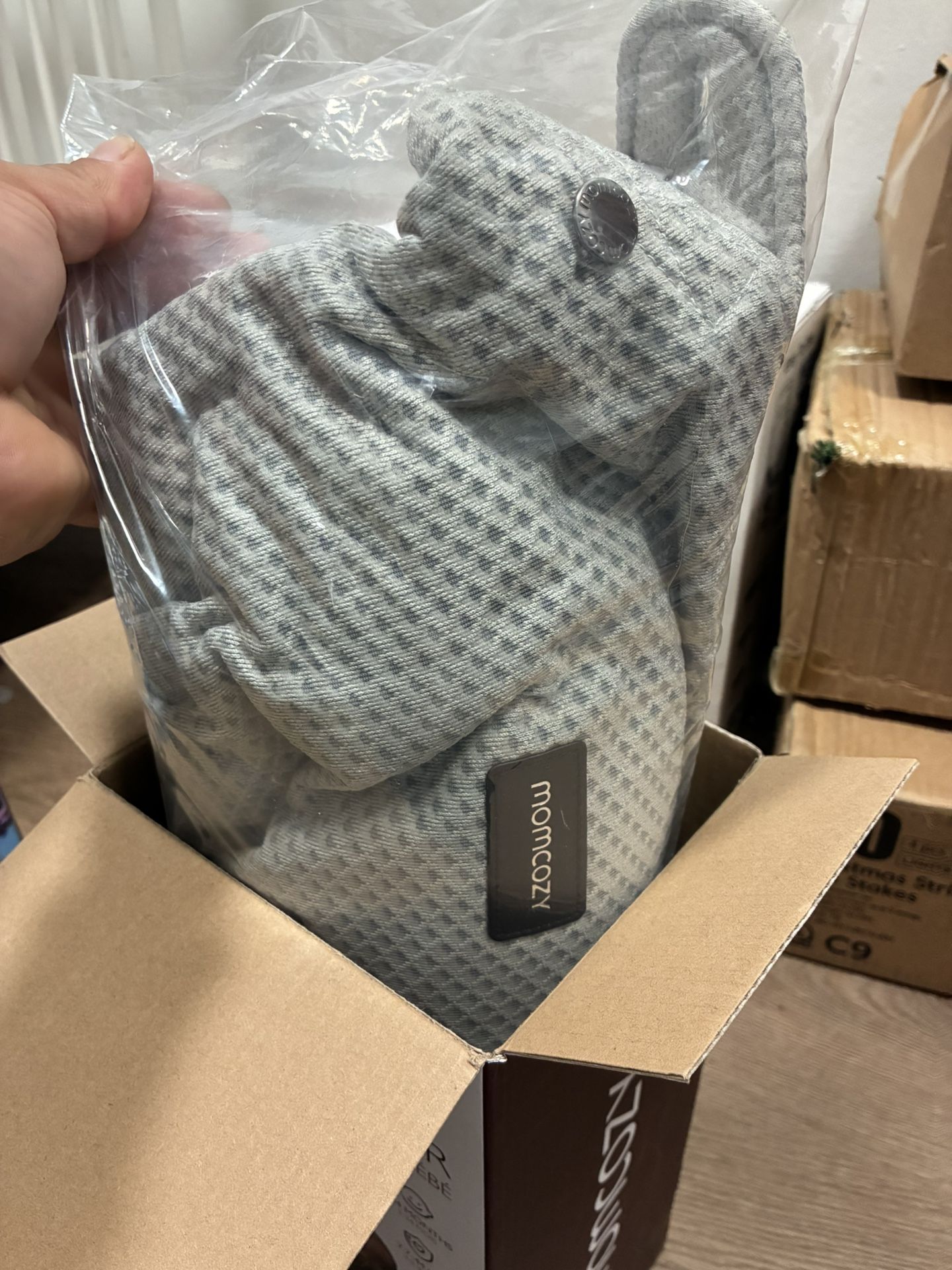 Momcozy Breathable Mesh Baby Carrier - photo 2