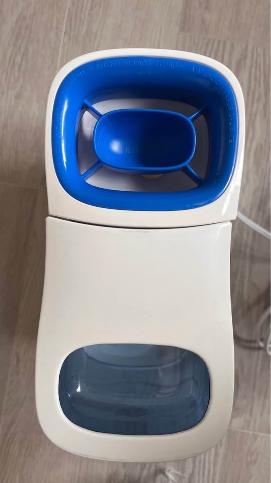 Vicks Warm Mist Humidifier – Excellent Condition - photo 4
