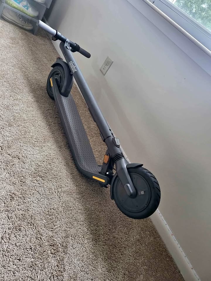 Electric Scooter Ninebot