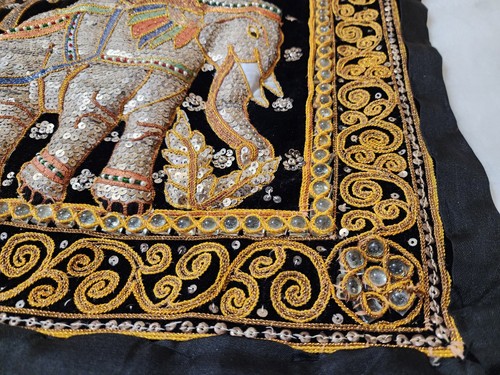 Vintage 50's Burmese Kalaga Tapestry 40" - 3D Ramayana Chariot - photo 5
