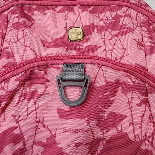 Swiss Gear Pink Backpack/Bookbag Camouflage - Padded Straps - photo 2