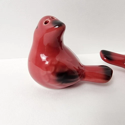 New Porcelain Cardinal Salt & Pepper Shaker Set - photo 5