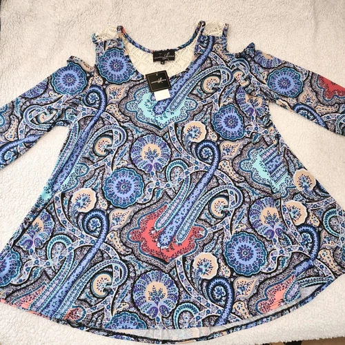 Paisley Tunic Blouse Peep Shoulder~ Lace Back~ Blue Floral 3/4 S