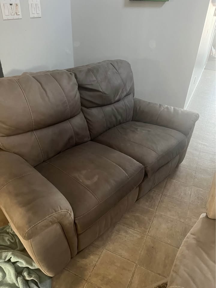 Reclining Love-seat and Chair - photo 3