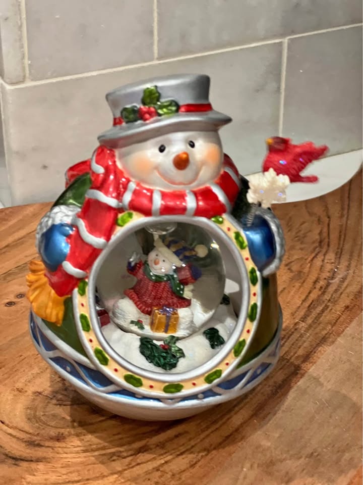 Towle Silversmiths Wobble Snowman Mini Globe