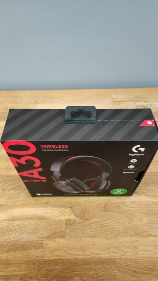 New Logitech G Astro A30 for Xbox and PC - photo 2